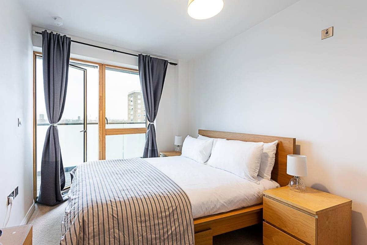 Trendy Queen'S Park Apartment With Views Across London Exterior photo